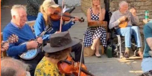 Fringe Folk Session