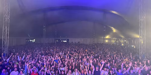 Definitely Oasis - 96 Revisited