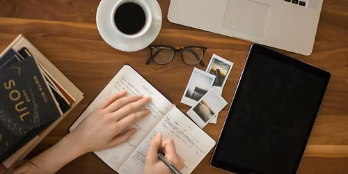 Focus & Frame: Mindful Photography-Creative Writing for Care Professionals