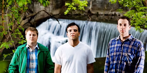 Future Islands with Valient Thorr