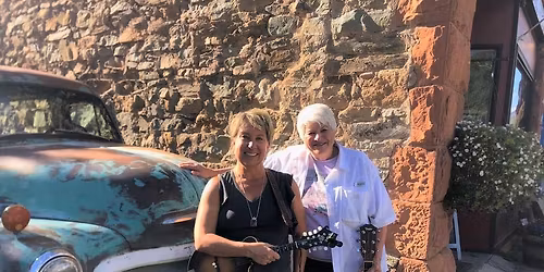 Reeder and Spencer at the 'Nuche!