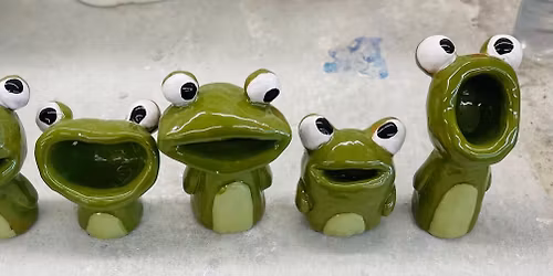 Pinch Pot Frog Sculptures - 3\/$30