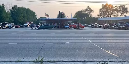 Dig Doug\u2019s Cruise In