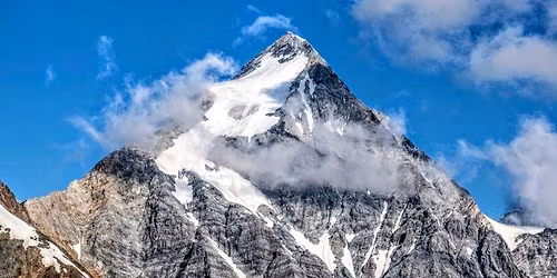 Vzpom\u00ednka na Hoj\u0161\u00edho - V\u00fdstup na Ortler (3 905m) s um\u00edst\u011bn\u00edm pam\u011btn\u00ed desky