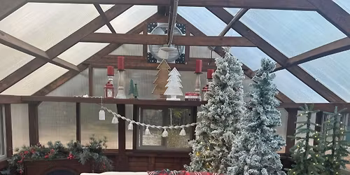 Santa Greenhouse minis!