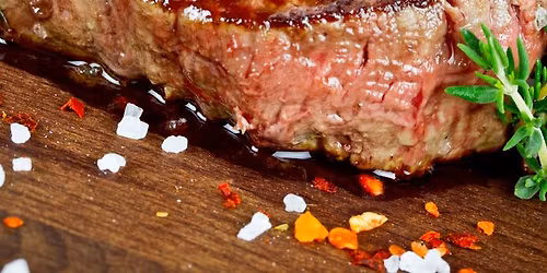 Nyt\u00e5rsmenu 2025 UD AF HUSET