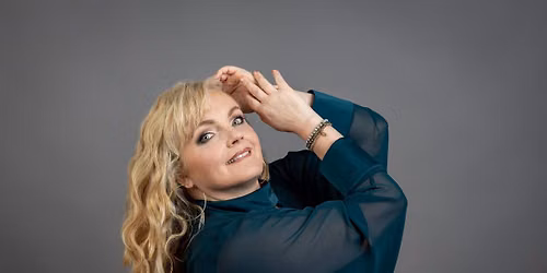 Puistoterassi: Nina Tapio & Band - ABBA SHOW