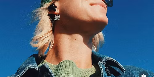 Live Music: Shoe \ud83c\udfb6 