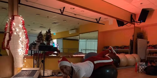 Kar\u00e1csonyi Z\u00e1r\u00f3 \u00d3r\u00e1k a Sug\u00e1r Fitnessben\ud83c\udf84\u2728