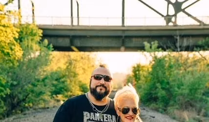 Seven Sirens (Bethlehem, PA) Shark Acoustic Duo