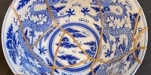 Kintsugi: Mend Broken Pottery w/Gold