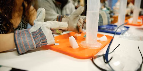 Discovery Center: Science Demonstration