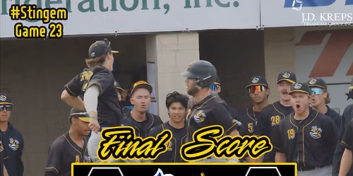 Willmar Stingers at Minot Hot Tots at Corbett Field