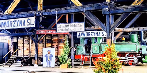 \u015awi\u0105teczne zwiedzanie Muzeum Kolejnictwa na \u015al\u0105sku