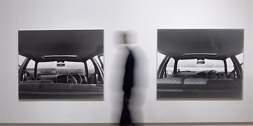 Photographic Objecthood:Construction, Presence and the Sculptural Encounter