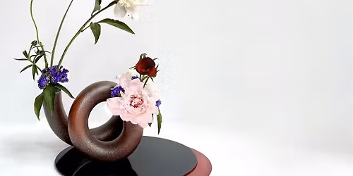 Ikebana: Party with Shakuyaku \u828d\u85ac