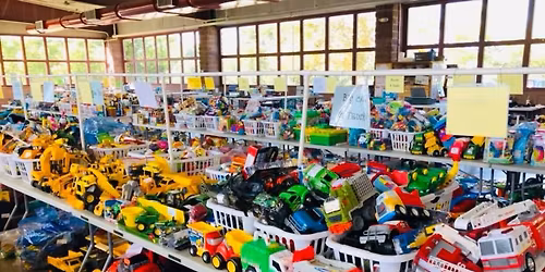 Trading Hands SPRING\/SUMMER Sale