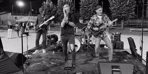 \ud83c\udfb8 Il rock italiano prende vita dal vivo! I Sisma 7.5