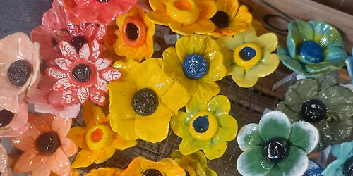 Pottery flowers