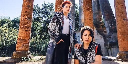 Frank's White Canvas (Chile) + support?