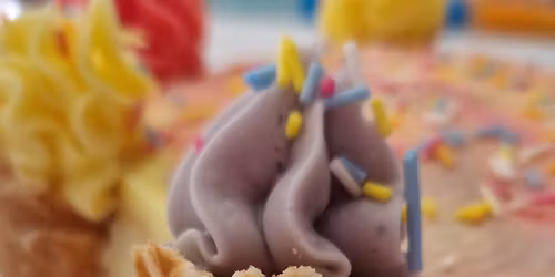 Ombre Ice-Cream Cake Baking Workshop!