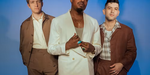 Durand Jones & The Indications