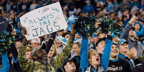 Los Angeles Chargers at Jacksonville Jaguars at EverBank Stadium