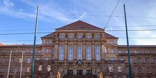 Rathausf\u00fchrungen mit J\u00fcrgen Kaiser