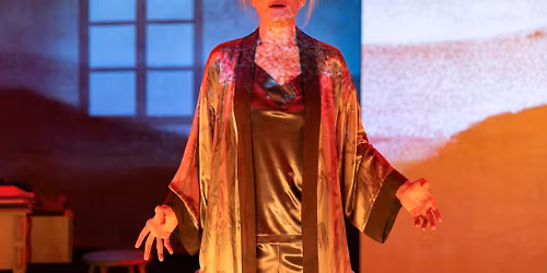 Kotkan Kaupunginteatteri: H\u00c4IRI\u00d6 MAISEMASSA