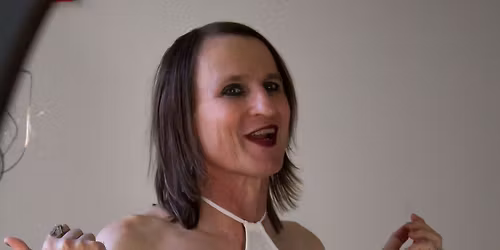 McKenzie Wark: On \u2018Molecular Red\u2019, Karmaklubb* in collab. w\/ Existenz Forlag