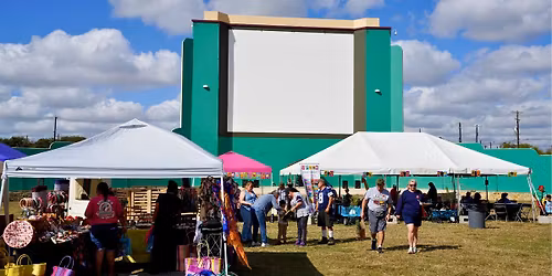 Farmers & Artisans Market at Mission Marquee Plaza