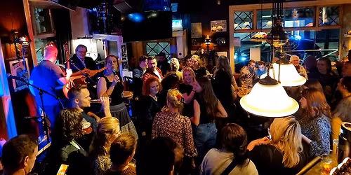 Pub-takeover - Irish Dance 