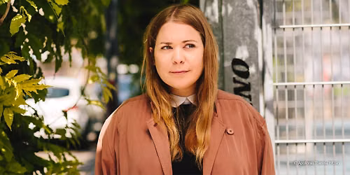Stefanie Sargnagel liest aus "Opernball" und "Oktoberfest" - Posthof Linz