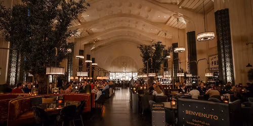 ETKOT, PRE-PARTY K\u00e4\u00e4rij\u00e4 EURODISCO gig Veikkaus-Arena 23.5. OLIVIA CENTRAL STATION -restaurant