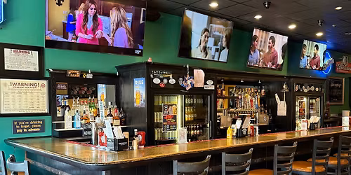 Thursday Trivia hosted by Lemonadio