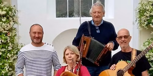 PaT Christmas Bal with Bof!