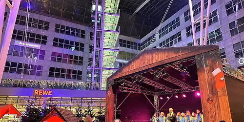 Gospel & Weihnachts Open Air Konzert Wintermarkt Flughafen M\u00fcnchen