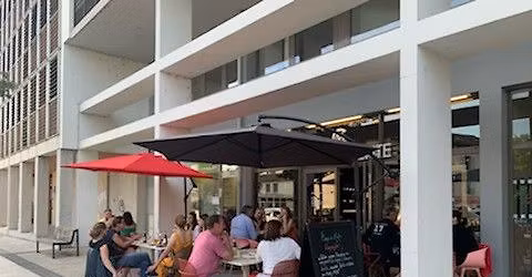 F\u00eate de la musique au restaurant Corpo e Mente \u00e0 Voiron