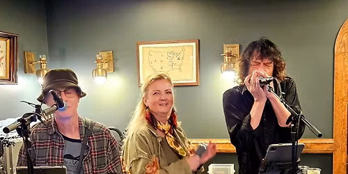 Jukebox Winos NYE @ The Ozarker Lodge Storeroom Lobby -- Branson, Mo!