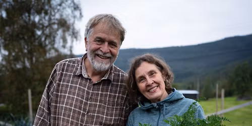 KURS | Beredskapshagen: slik f\u00e5r du mat ut av plenen (FULLBOOKET, men streames!)