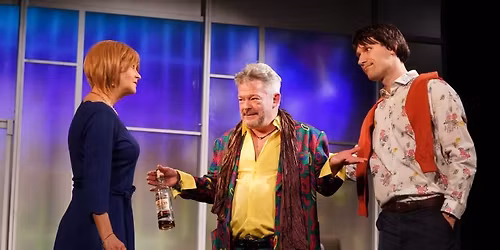 ZA DVE\u0158MI KANCEL\u00c1\u0158\u00cd