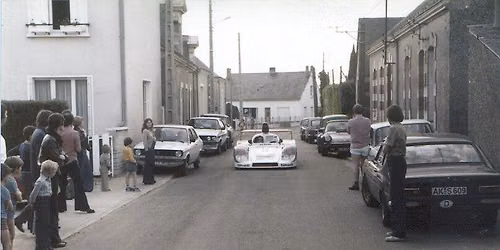 LE GARAGE DES LEGENDES A TELOCHE f\u00eate les 75 ans de l'arriv\u00e9e de PORSCHE dans le village