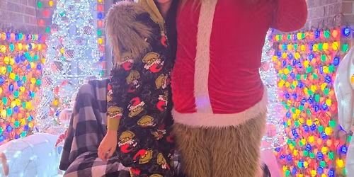 Pictures with the Granch at the Burkman Holiday Home