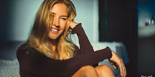 Katrine Schmidt med band 