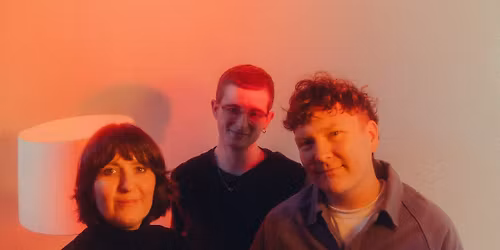 PALE BLUE EYES + Swirls - QUAI M