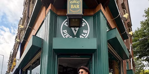 X Ray Nico & Sunshine Cave ( X Ray Cave Girl Duo ) Live @ Dave\u2019s Pies 