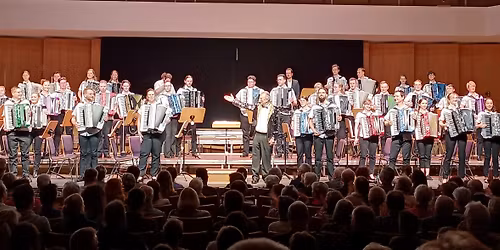 Das ultimative Best Of - 30 Jahre Harmonie im Akkord Jubil\u00e4umskonzert der Akkordeon Harmonists\u00ae Chem