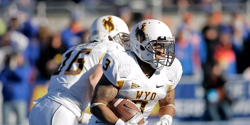 UConn Huskies at Wyoming Cowboys Football