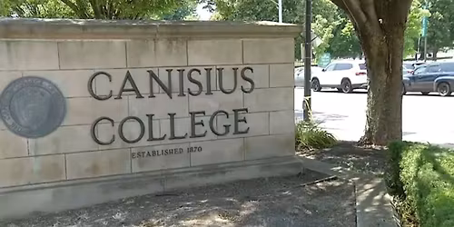 Parking Manhattan Jaspers at Canisius Golden Griffins Womens Basketball