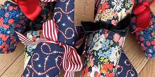 Basic Sewing Christmas Crackers